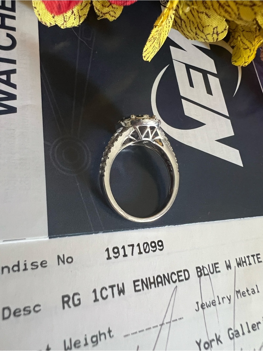 10k Solid White Gold Ring with 1 carat Blue and White Diamonds - Picture 10 of 15